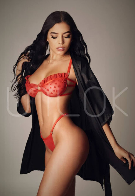 パンストオンリーファンズ セックス 写真