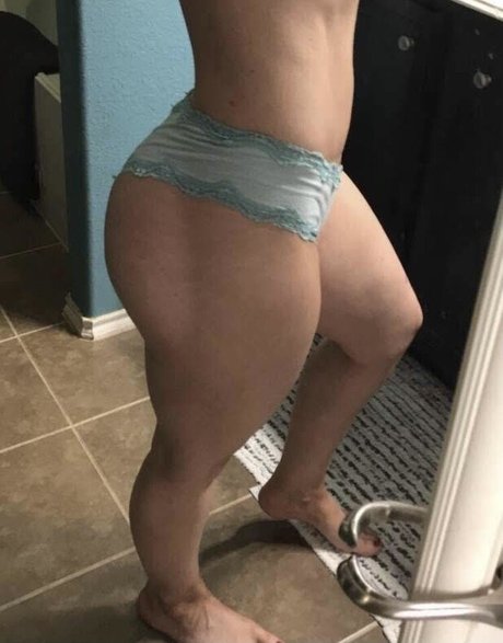 Ashleelyn__ アート女優 画像