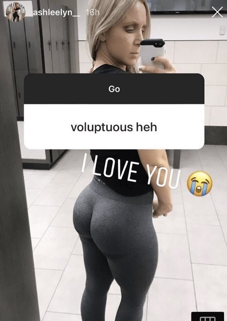 Ashleelyn__ アダルトモデル 写真