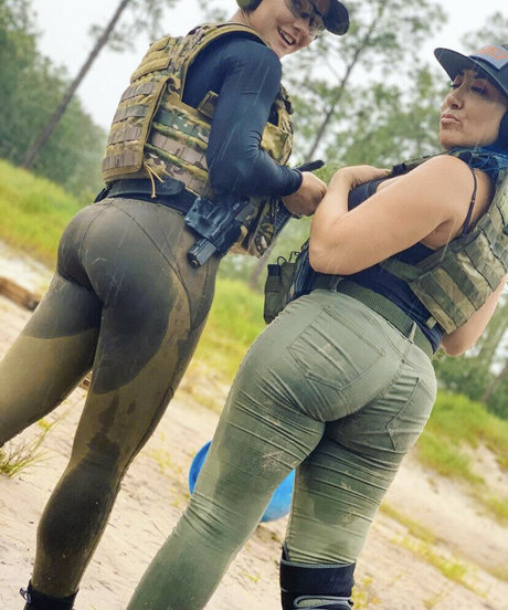 Jade Struck 完璧なスター 写真