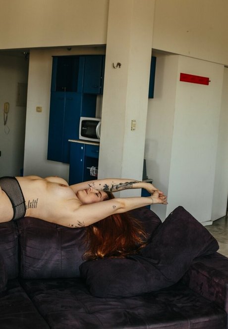 Lais Conter ポルノモデル 画像