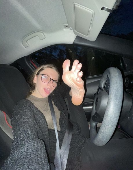 Goddesslexi ヌードのポルノスター 写真