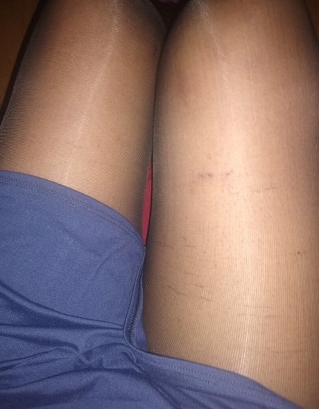 指マン 潮吹き オンリーファンズ アダルト アーカイブ