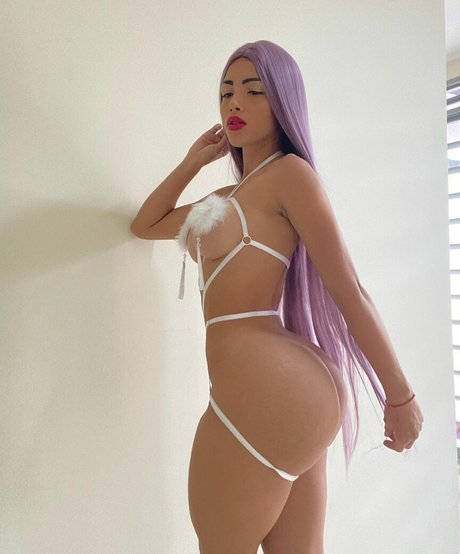 ジャークオンリーファンズ 裸 写真