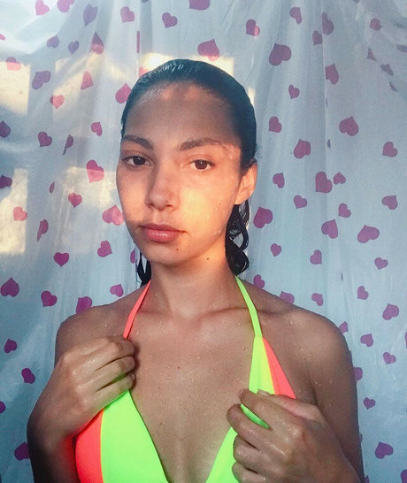 Jaiane Nunes 可愛いモデル 写真