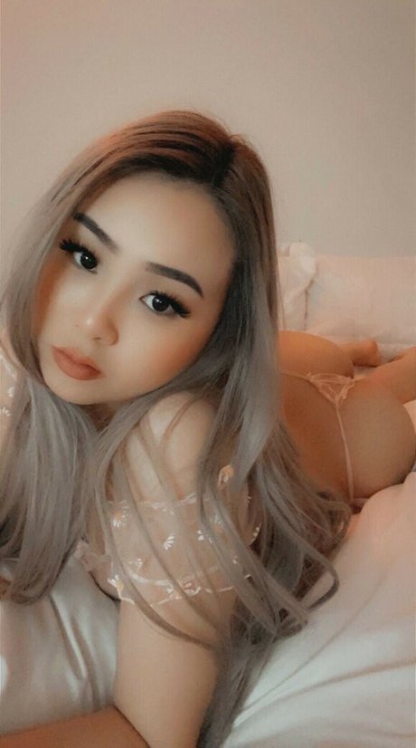 peachyval ヌードのポルノスター アーカイブ