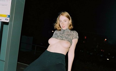 omethingaboutolive 無料女優 写真