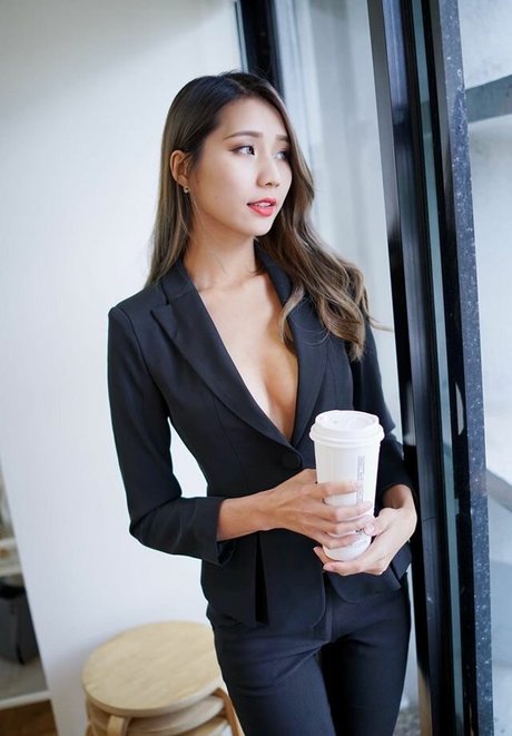 Anita Feifei 11111 セックスモデル ギャラリー