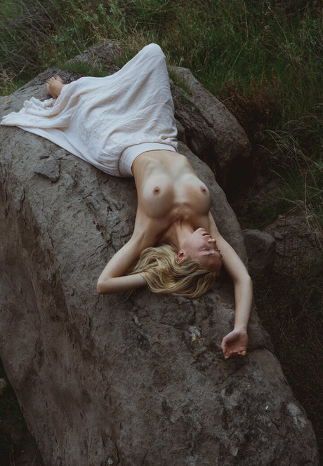 Kathryniacometti 美しいスター 写真