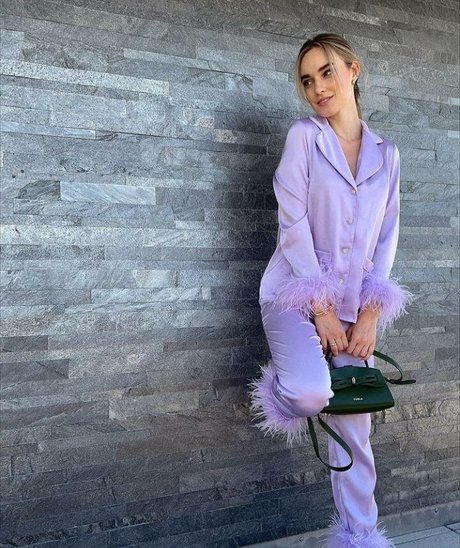 Elena Berri エロティックモデル ギャラリー