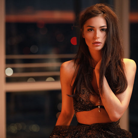 赤毛のセックスオンリーファンズ 美しいxxx 写真