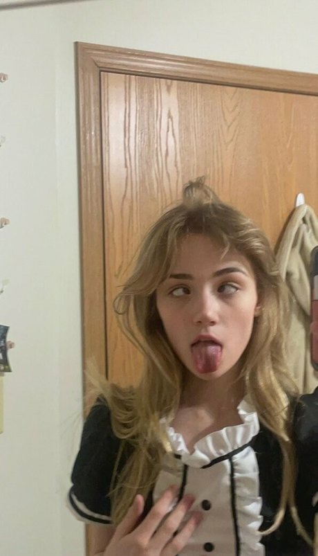 Sissy syd エロティック女優 ギャラリー