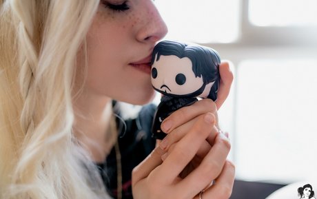 serenna ホットなポルノスター ギャラリー