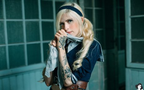 serenna ホットなモデル 画像