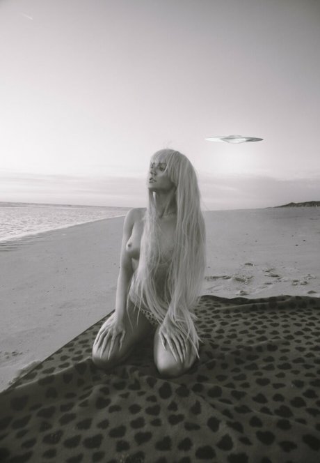 毛深いアジア人オンリーファンズ アダルト 写真