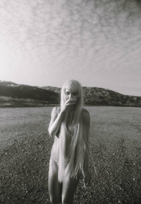 Ana Sophie Rose セックスポルノスター アーカイブ