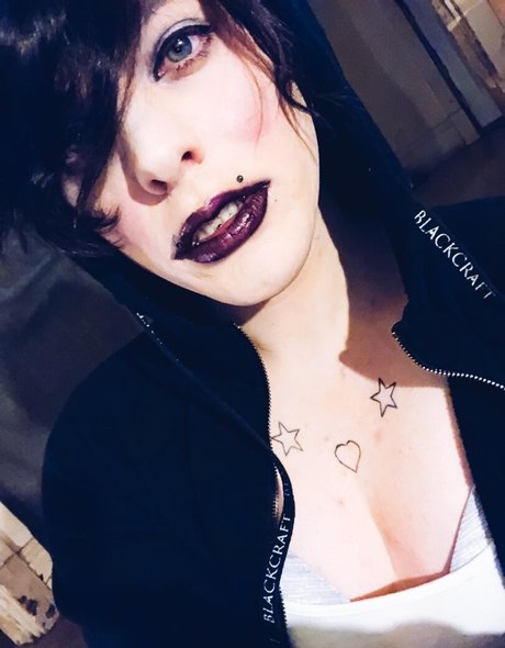 out there rowan 最高のモデル ギャラリー