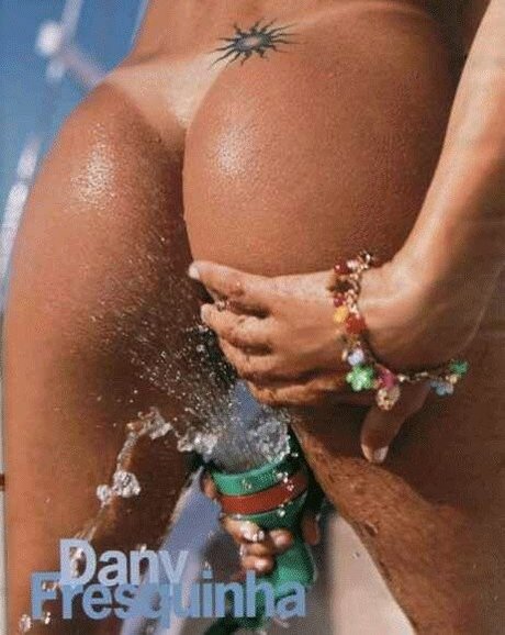 ジャークオンリーファンズ ヌード 写真