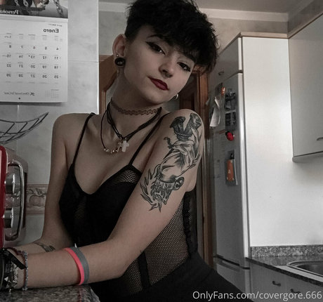 covergore 666 xxxモデル アーカイブ