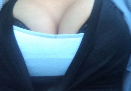 ボディビルダーヌードオンリーファンズ パーフェクト 写真