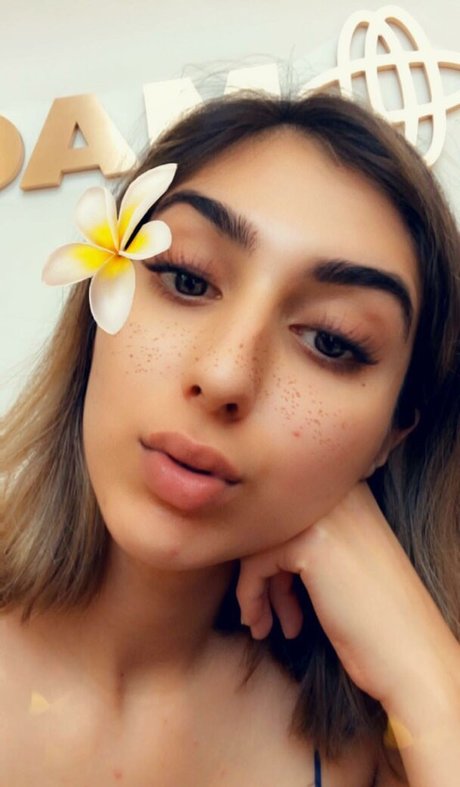 Jasdeep Johal かわいいスター 写真