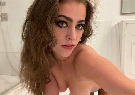 Brenna Nelson xxx女優 写真