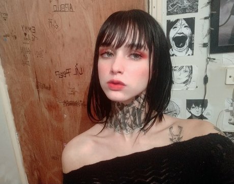 emmyan purr HD女優 写真