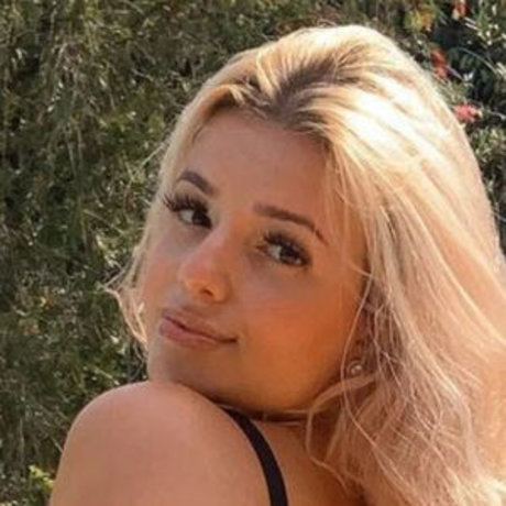 Carol Scaccia ヌードモデル 画像