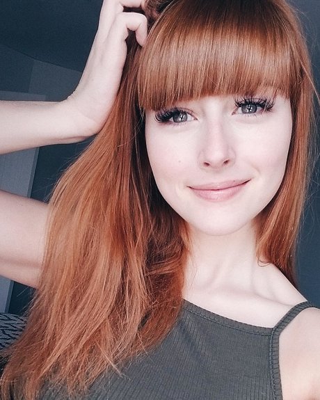 elie dr アダルトモデル ギャラリー