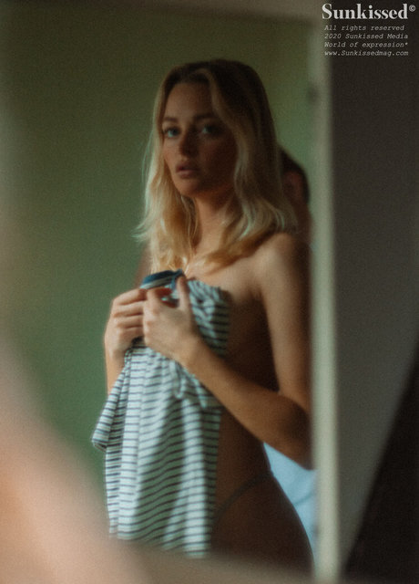 Megan Samperi ポルノスター ホット 写真