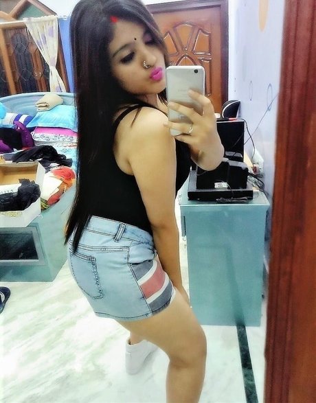 パンストオンリーファンズ ホット 画像