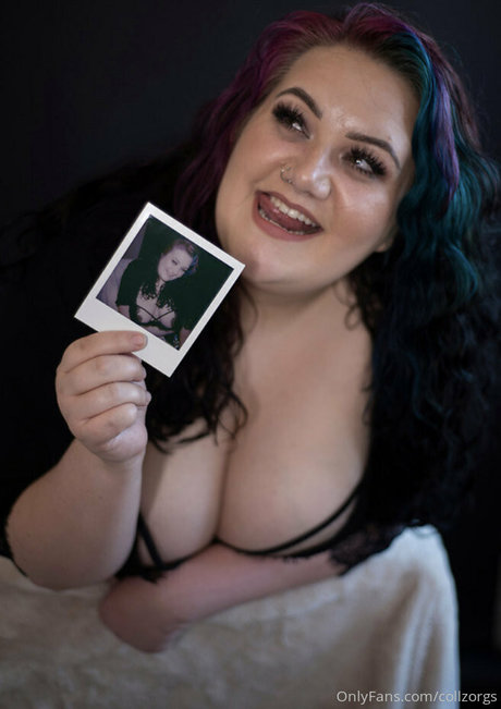 collzorgs 裸のスター 写真