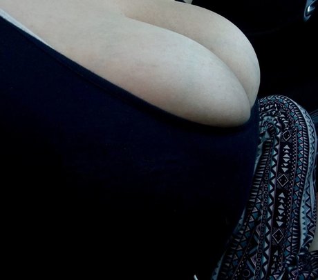 ゲイのチンポオンリーファンズ 裸 写真