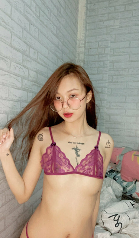 trxxpst ヌード女優 写真