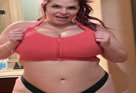 JessicaJax エロティックなスター アーカイブ