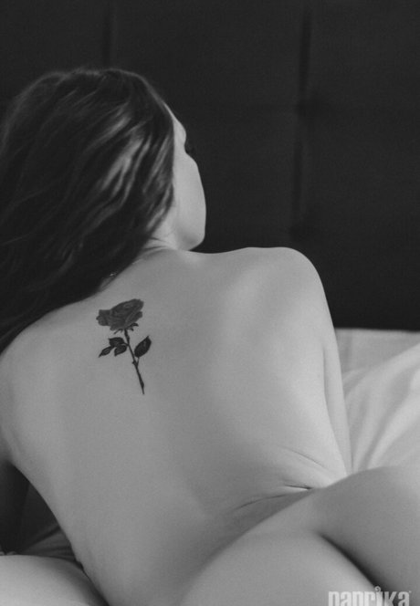 ダウンオンリーファン ホットヌード 画像