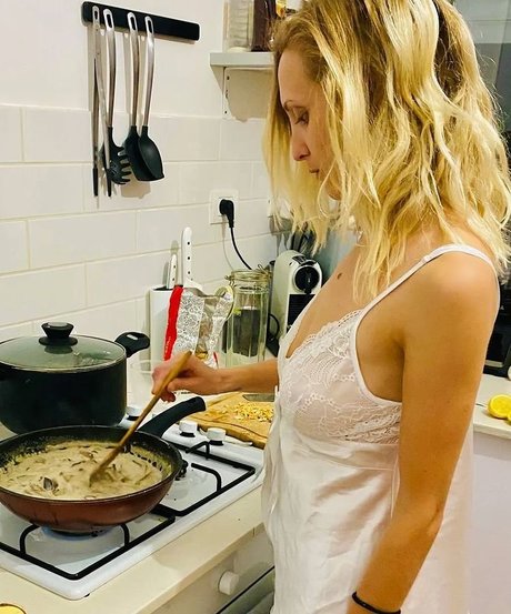 pink princess on sky トップモデル 写真