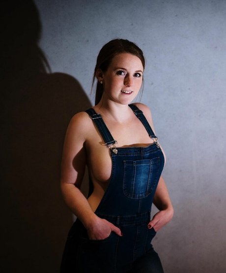 isbllx アダルトモデル 画像