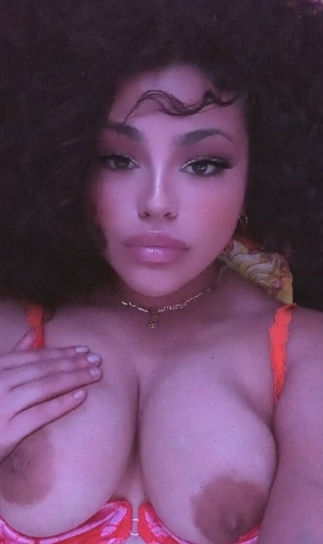 タトゥーオンリーファン 無料セクシー 画像