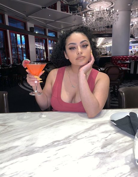 バスルームファックオンリーファンズ ホットxxx 写真