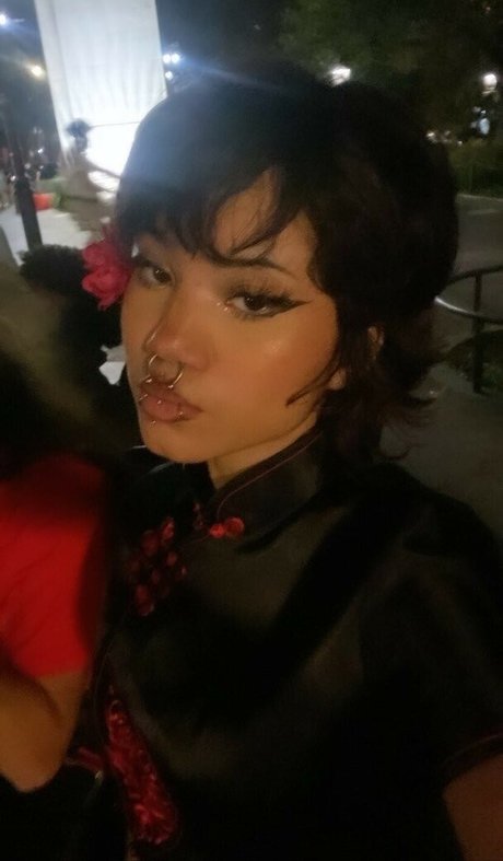 オタクプリンセスオンリーファンズ ホット裸 画像