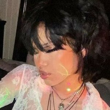 Saintsgoth ポルノスター 裸 画像