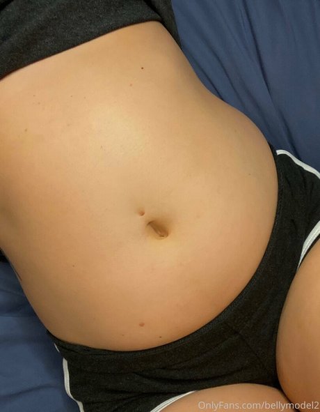 bellymodel2 高品質スター 画像