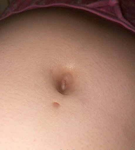 bellymodel2 高品質モデル 写真