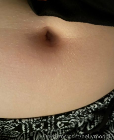 bellymodel2 美しいポルノスター 写真