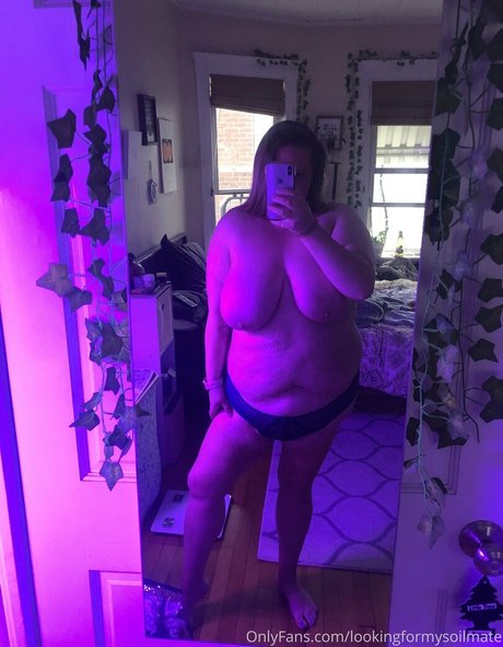 毛深いおまんこオンリーファンズ 無料ヌード 写真