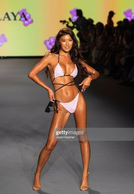 Jenn Lee トップスター 写真