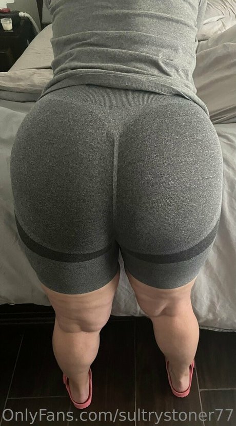 sultrystoner77 ポルノ女優 画像