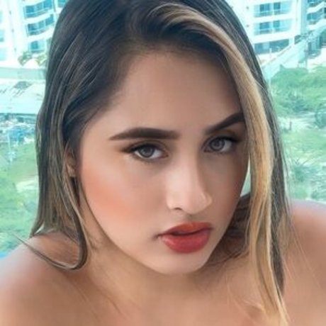 アマチュアブロンドオンリーファンズ ベスト 写真