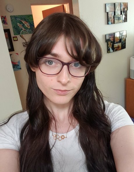 Saerra Switch セックスポルノスター 写真